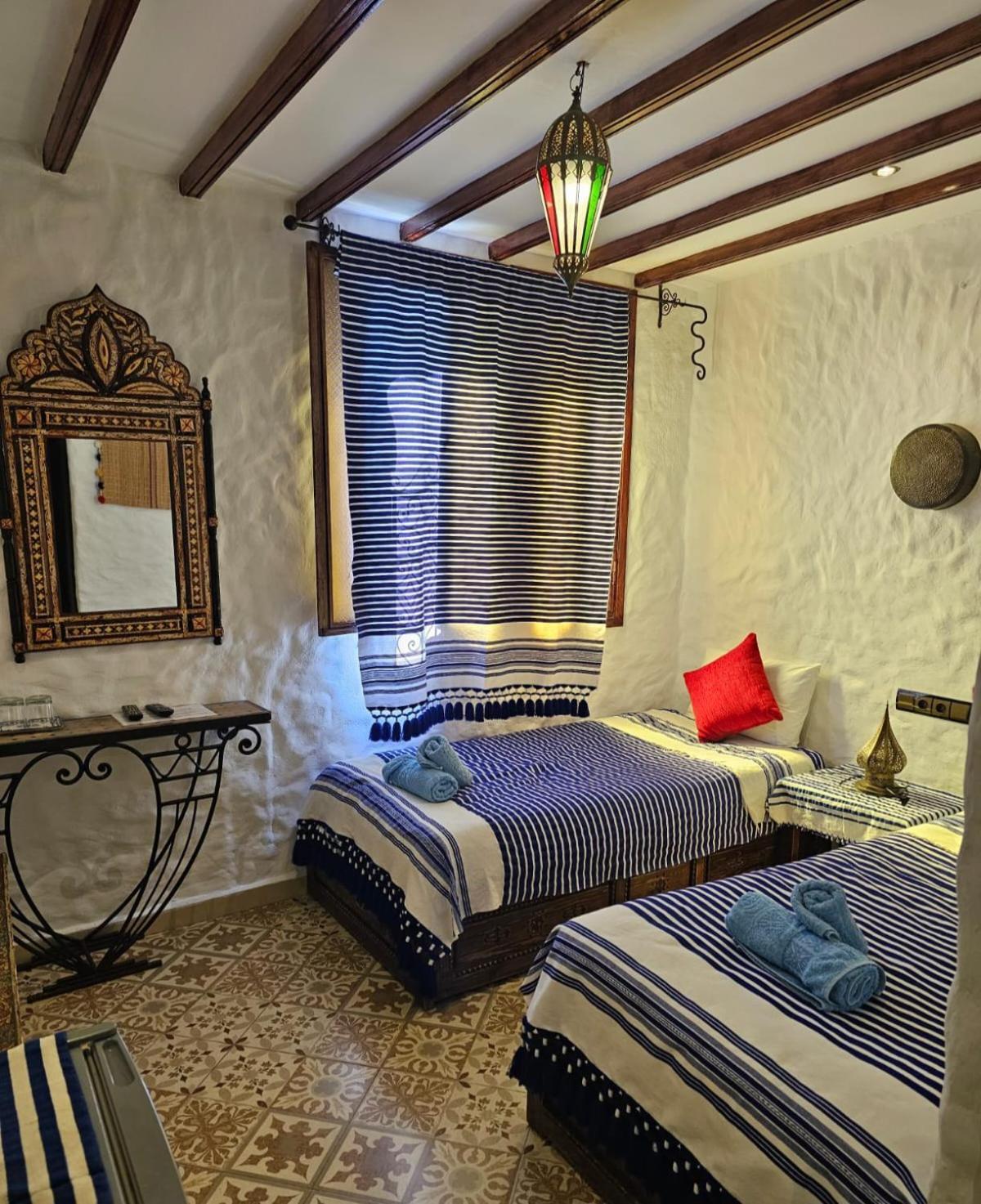 Dar Yakout Hotel เชฟชาอูน ภายนอก รูปภาพ